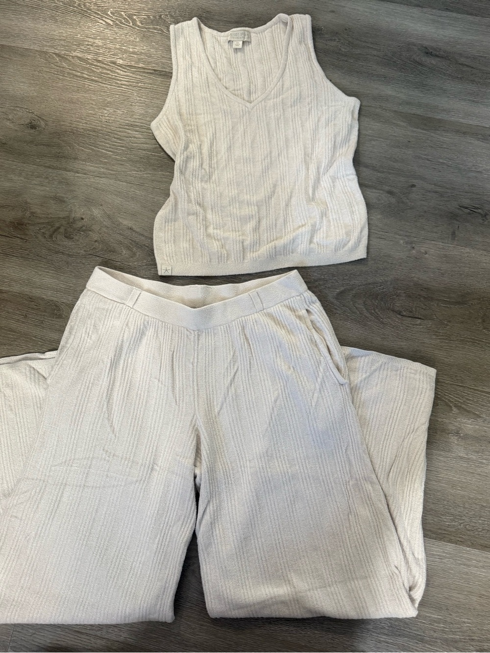 Barefoot dreams set